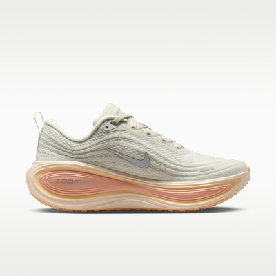 Nike Vomero Plus Kadın Yol Koşu Ayakkabısı görsel 3