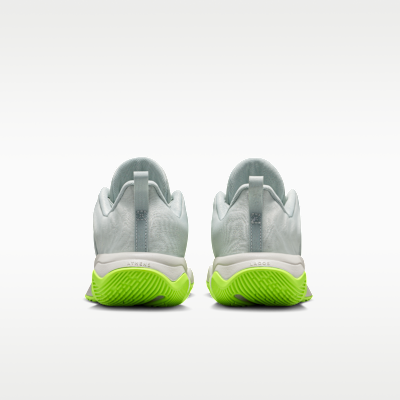 Giannis Immortality 4 大童籃球鞋