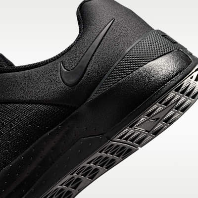 Nike MC Trainer 4 Kadın Antrenman Ayakkabısı görsel 8