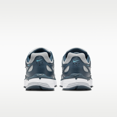 รองเท้า Nike P-6000