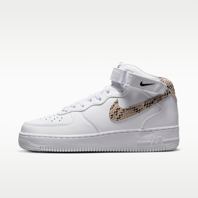 รองเท้าผู้หญิง Nike Air Force 1 '07 Mid