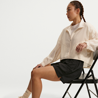 Шорты женские Nike Sportswear Loose Fit High-Waist Lightweight Ripstop