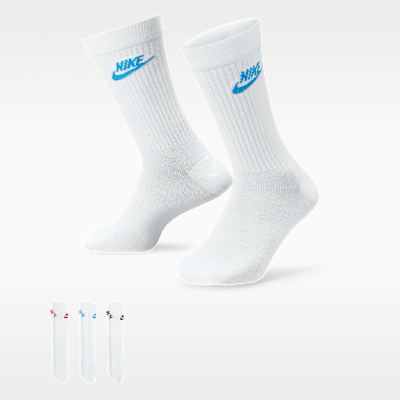 Nike Sportswear Everyday Essential Crew Socks (3 Pairs)