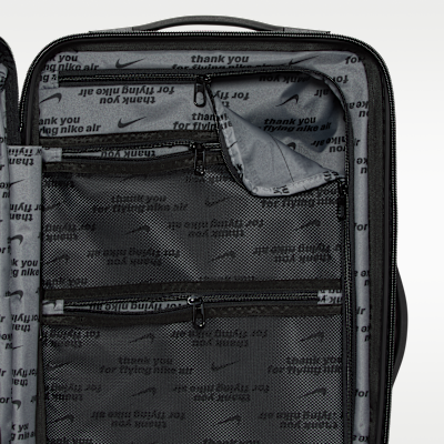 나이키 캐리온 러기지 22인치 하드쉘(52L)