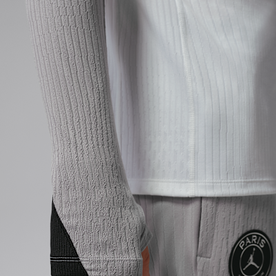 Nike Paris Saint-Germain Strike Elite Night Edition Jordan Dri-FIT ADV Örgü Erkek Futbol Antrenman Üstü görsel 5