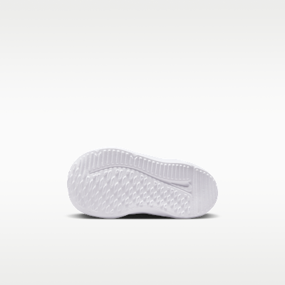 Nike Cosmic Runner 嬰幼兒鞋款