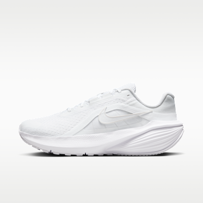 Tenis de correr en pavimento para hombre Nike Downshifter 14