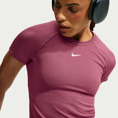 Nike Pro Seamless Dri-FIT Kadın Tişörtü görsel 3