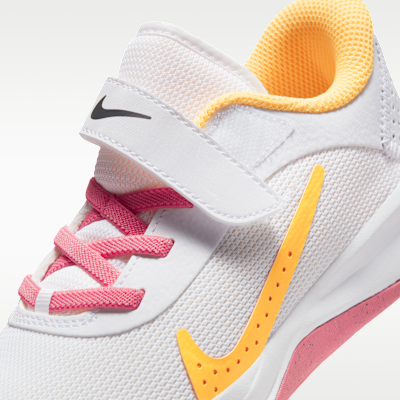Nike Omni Multi-Court Younger Kids' Shoes