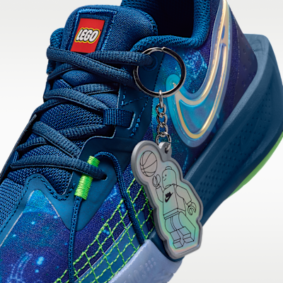 Nike G.T. Cut 3 x LEGO® コレクション ジュニア バスケットボールジャケット