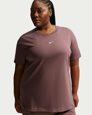 Женская футболка Nike Sportswear Classic Oversized Short-Sleeve (Plus Size)