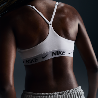 Nike Indy Hafif Destekli Pedli Ayarlanabilir Kadın Spor Sütyeni görsel 3
