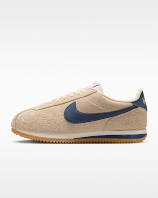 Женские кроссовки Nike Cortez