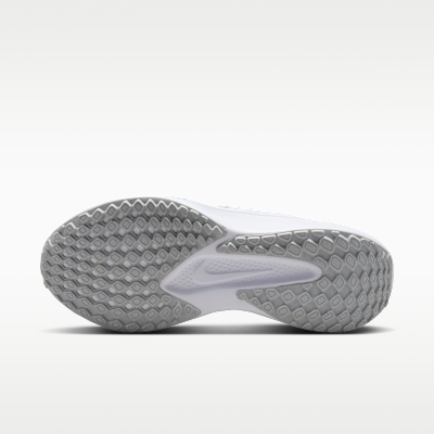 Tenis de correr en pavimento para mujer Nike Quest 6