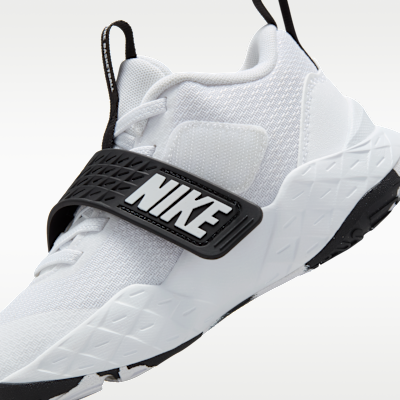 Nike Team Hustle D 12 Little Kids' Shoes