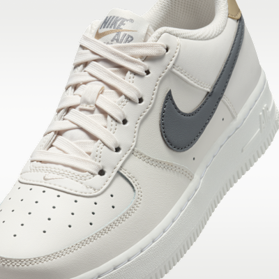 Nike Air Force 1 Older Kids' Shoes