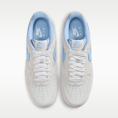 ナイキ エア フォース 1 '07 LV8 メンズシューズ