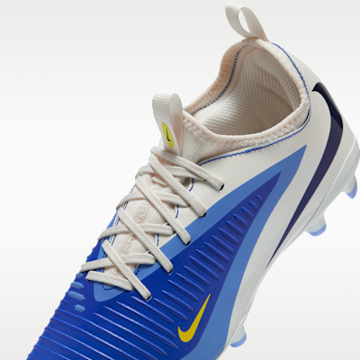 Tacos de fútbol para terrenos múltiples para niños grandes Nike Jr. Phantom 6 Low Academy LV8