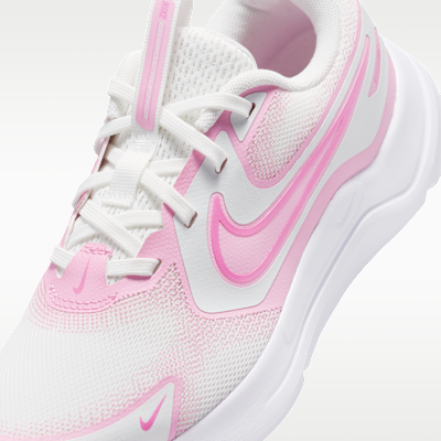 Nike Cosmic Runner Older Kids' Road Running Shoes