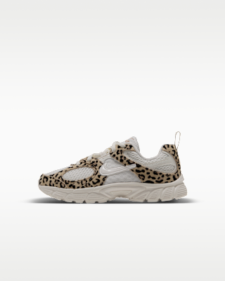 Nike V5 RNR Younger Kids' Shoes. Nike CH