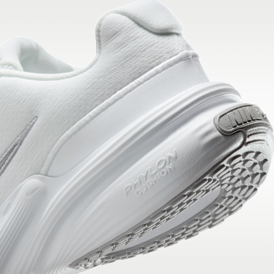 ナイキ アップリフト SC ウィメンズシューズ