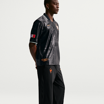 Nike FFF Energy Nike Dri-FIT Dokuma Erkek Futbol Eşofman Altı görsel 4