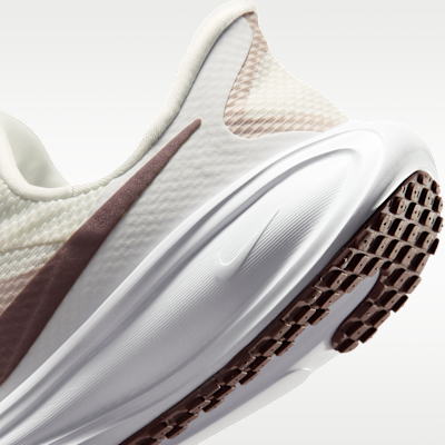 Nike Revolution 8 EasyOn Kadın Yol Koşu Ayakkabısı görsel 8