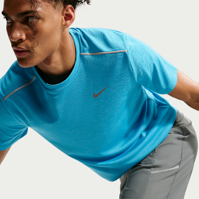 Nike Miler Dri-FIT Kısa Kollu Erkek Koşu Üstü görsel 3