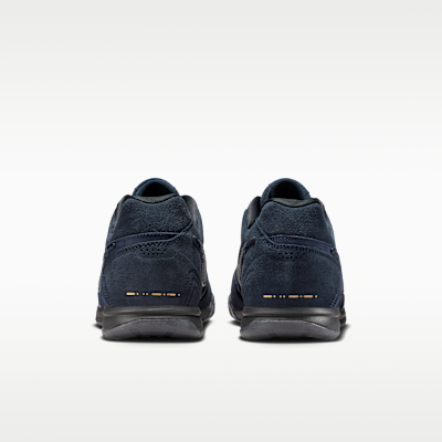 ナイキ ガト メンズシューズ