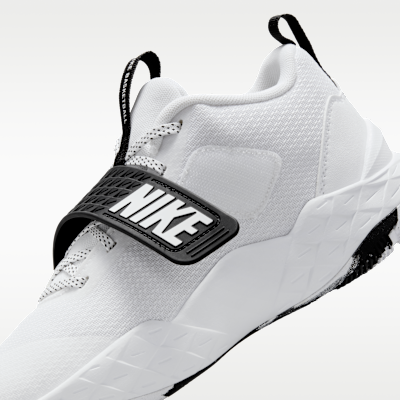 Nike Team Hustle D 12 Older Kids' Basketball Shoes