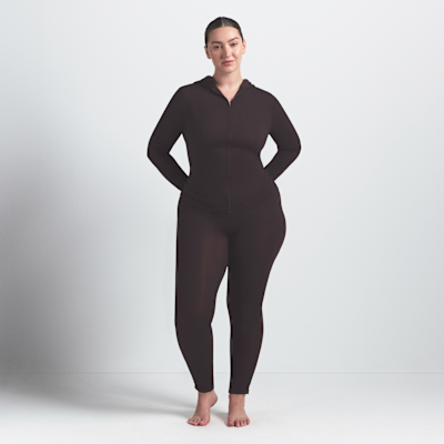 NikeSKIMS Weightless Layers Women's High-Waisted V-Panel Leggings