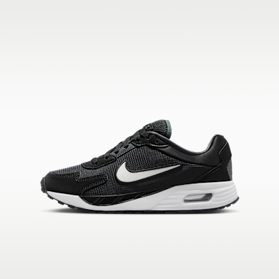 air max 200 womens black and white