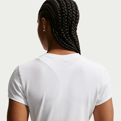 NikeCourt Advantage Dri-FIT Kısa Kollu Kadın Tenis Üstü görsel 2