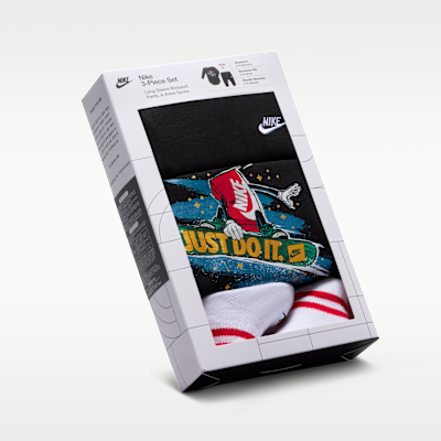 Conjunto de regalo de 3 piezas Boxy Holiday para bebé (0 a 9 meses) Nike 