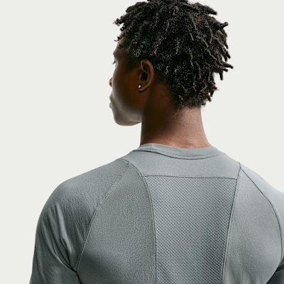 Nike Pro Training Dri-FIT ADV Kısa Kollu Erkek Üstü görsel 2