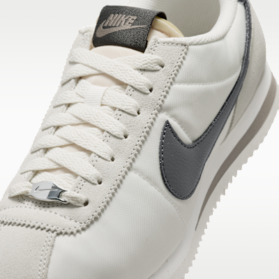 Nike Cortez Kadın Ayakkabısı görsel 7