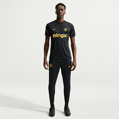 Nike Chelsea FC Strike Nike Dri-FIT Kısa Kollu Erkek Futbol Üstü görsel 4