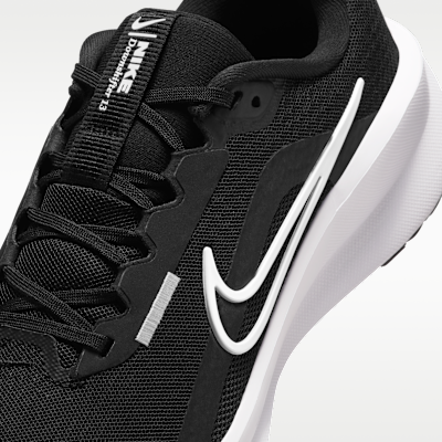 Nike Downshifter 13 løpesko for vei til dame