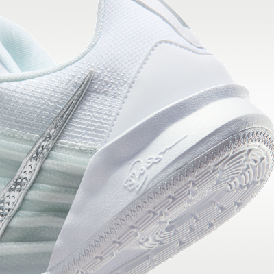 Sabrina 3 Basketball Shoes