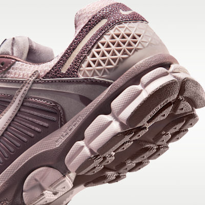 Nike Zoom Vomero 5 Women's Shoes