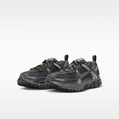 Nike Vomero 5 kinderschoenen met accenten met reflecterend design
