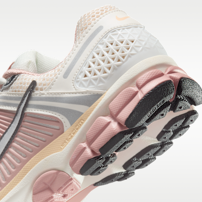 Nike Zoom Vomero 5 Women's Shoes