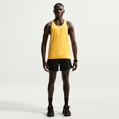 Nike Stride Dri-FIT 18 cm 2'si 1 Arada Erkek Koşu Şortu