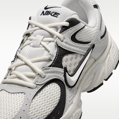Nike V5 RNR Erkek Ayakkabısı görsel 7