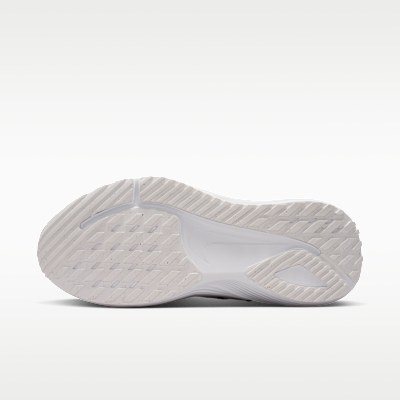 Nike Quest 7 Kadın Yol Koşu Ayakkabısı görsel 2