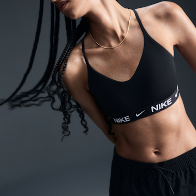 Nike Indy Hafif Destekli Pedli Ayarlanabilir Kadın Spor Sütyeni görsel 2