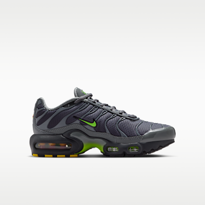Nike Air Max Plus Older Kids' Shoes