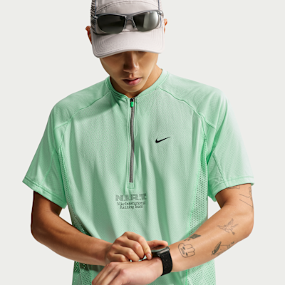 Nike Dri-FIT Kısa Kollu Erkek Koşu Üstü