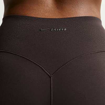 NikeSKIMS Studio Stretch 13 cm Kadın Şortu görsel 6