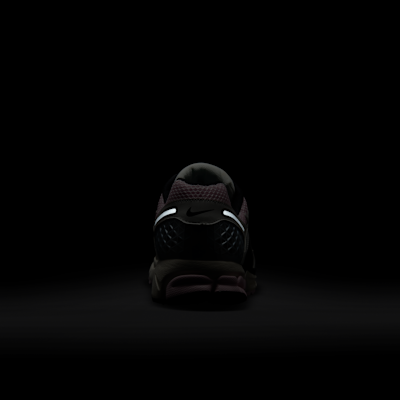 Nike Zoom Vomero 5 男鞋